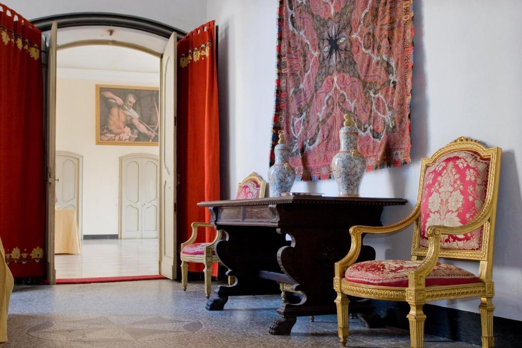 Гостевой дом Castello Di Rocca Grimalda Экстерьер фото